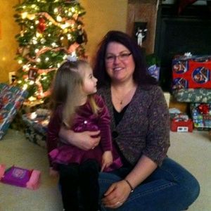 Meet your Posher, Candie